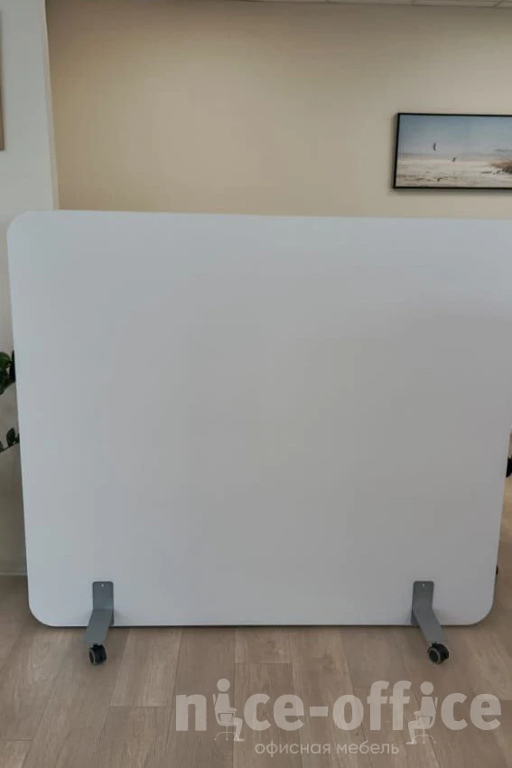 Перегородка на роликах 1600x18x1400 R-line фото в интерьере 1